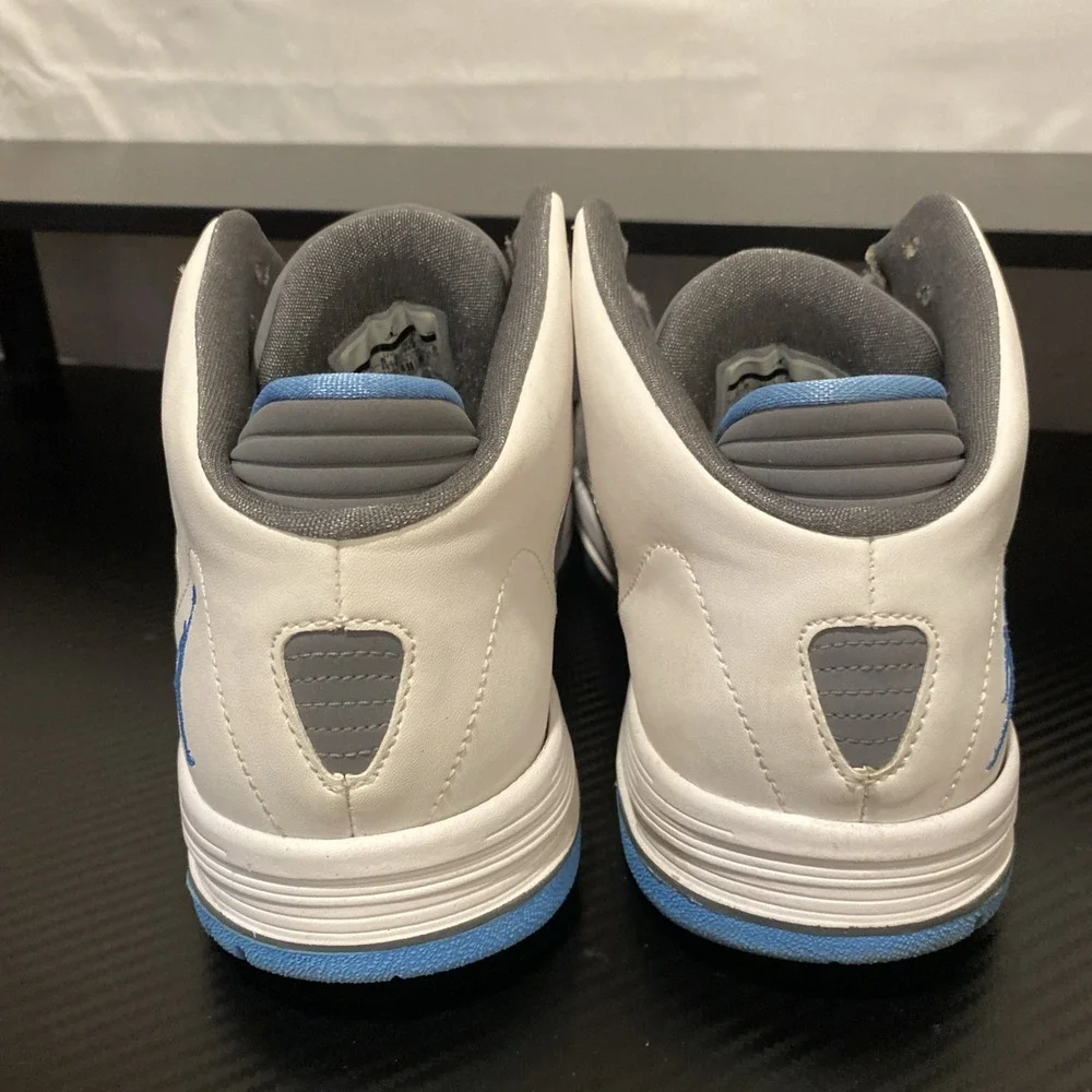 Size 9.5 - Jordan As You Go Cool Grey‎ University Blue
